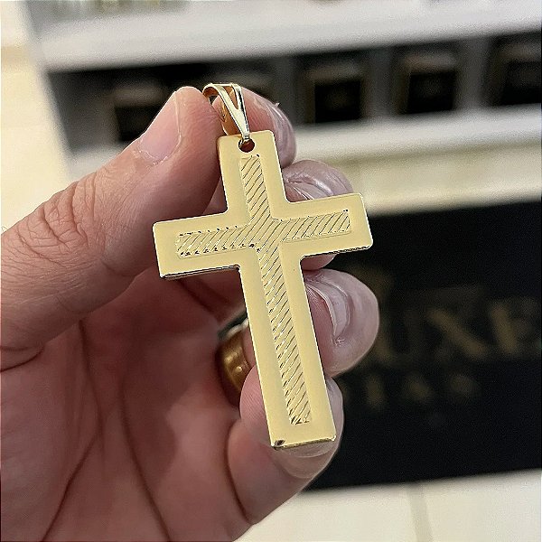 Pingente Cruz Diamantada G 9g 3,5x3,5cm – Banhado a Ouro 18K