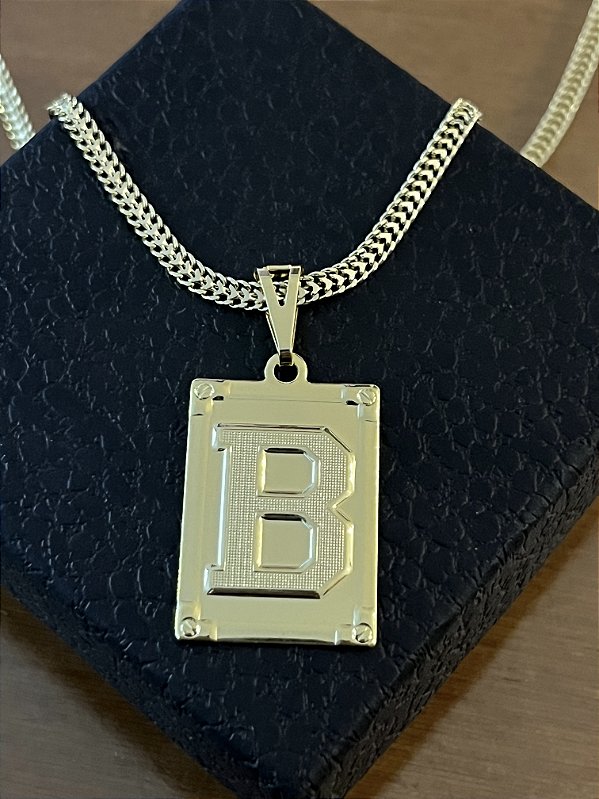 PINGENTE PLACA LETRA B Tamanho (M)( 2g- 3x4cm)  BANHO DE OURO 18K
