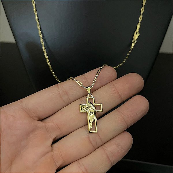 Corrente Cartier 1.5mm 50cm + Pingente Cruz – Banhada a Ouro 18K
