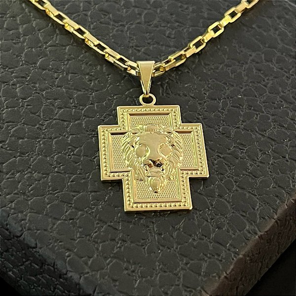 Pingente Cruz Quadrada com Cabeça de Leão – Banhado a Ouro 18K