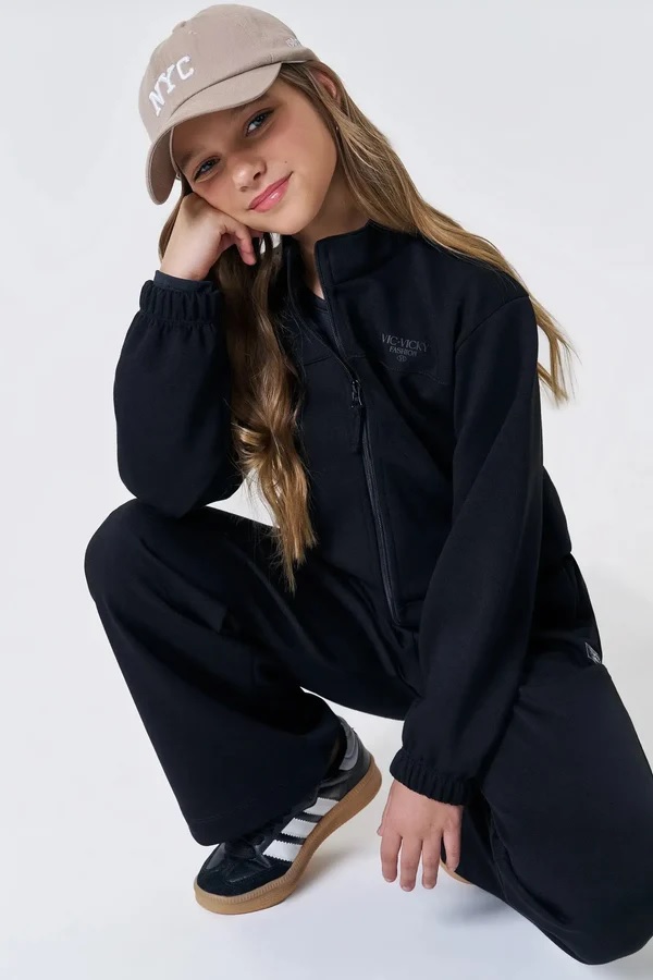 JAQUETA TEEN BOXY EM MALHA TECNO NEW - VIC & VICKY