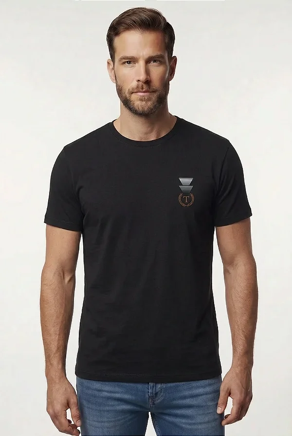 Camiseta Degradê Triângulos