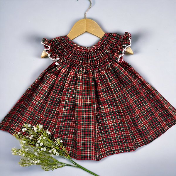 Vestido Bebê Artesanal Casinha de Abelha Xadrez Vermelho | Bordado Delicado à Mão | Clássico, Elegante e Confortável