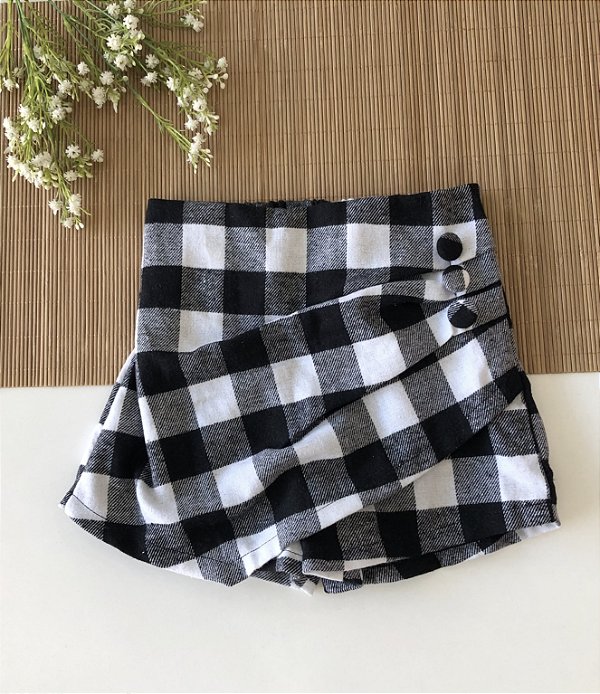 Short Saia Xadrez Branca Preto
