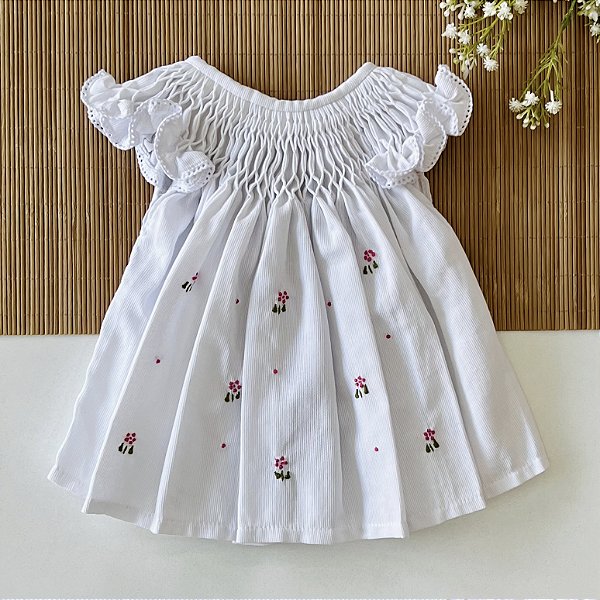 Vestido Bebê Artesanal Casinha de Abelha Branco | Bordado Delicado à Mão | Clássico, Elegante e Confortável