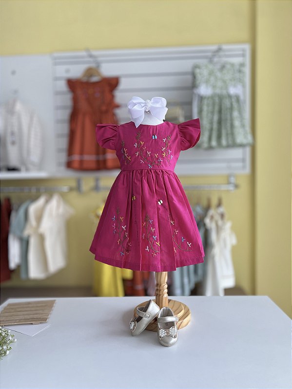 Vestido Infantil Artesanal Bordado a mão Pink