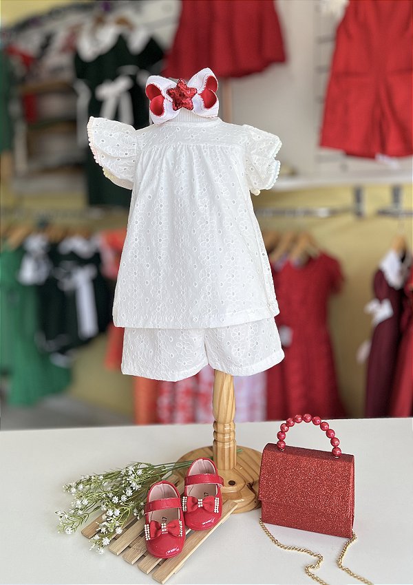 Conjunto Blusa e Short Off White Cinti