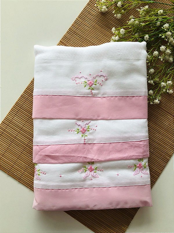 Kit Presente 3 Peças Tolha Fralda Babete e Fralda de Ombro Flores Rosa