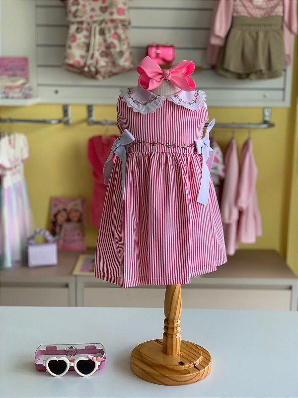 Vestido Infantil Artesanal Bordado a mão Rosa Listras Golinha