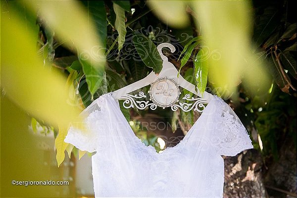 Cabide com Monograma Pintado Personalizado com os Nomes dos Noivos Casamento ou Debutante