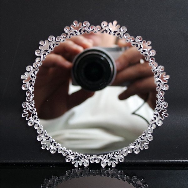 Quadro Espelhado em Acrílico Prateado Para Parede Vários Tamanhos Estilo Provençal