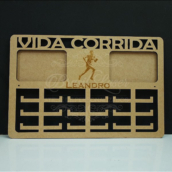 Porta Medalhas ( CORRIDA ) Personalizado Com 2 Locais de Fotos Tamanho 45cmx29,5cm