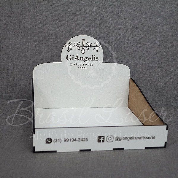 10 Expositores de Brownie / Alfajor / Palha Italiana / Cake / Pão de Mel com 20x20cm em Mdf Branco com logomarca gravada