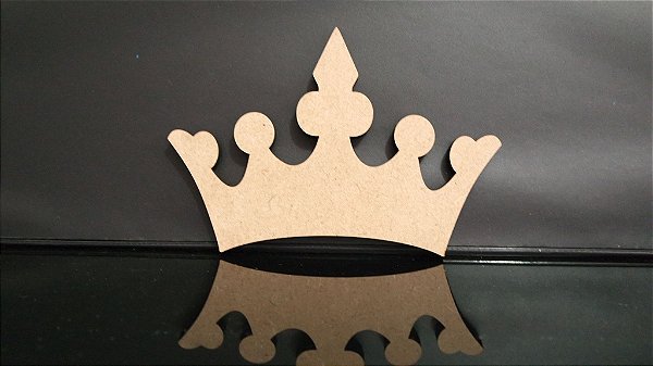 Coroas em MDF 3mm Cortado a Laser - Tamanhos disponibilizados na opção do anúncio