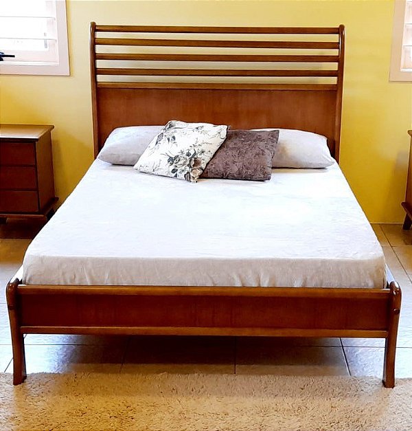 Cama de Casal 1,40 x 1,90 - Móveis de Gramado