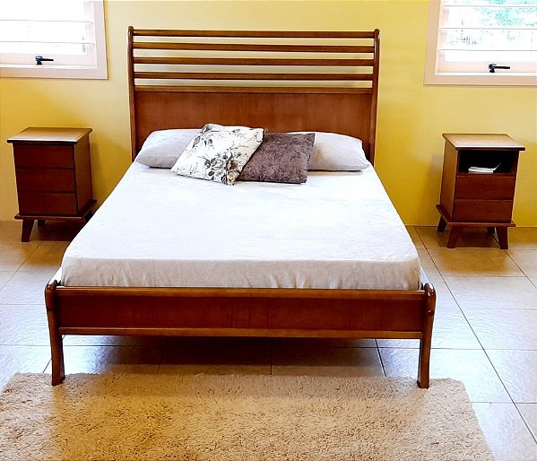 Cama de Casal 1,40 x 1,90 - ( 02 Mesas de Cabeceiras ) - Móveis de Gramado