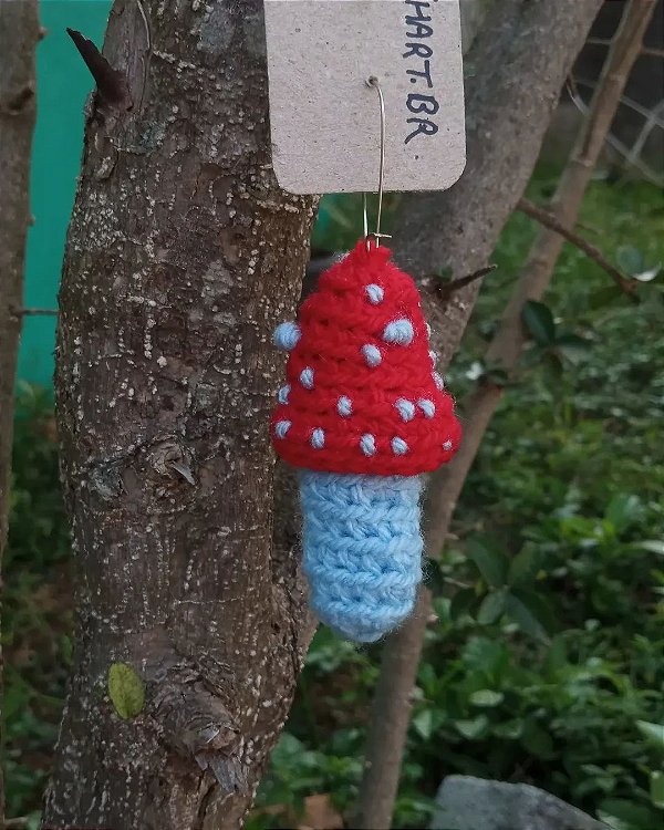 Brinco cogumelo smurf