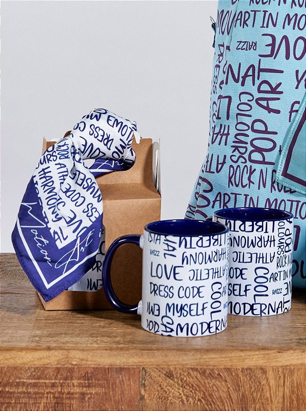 Caneca com Lenço Estampada