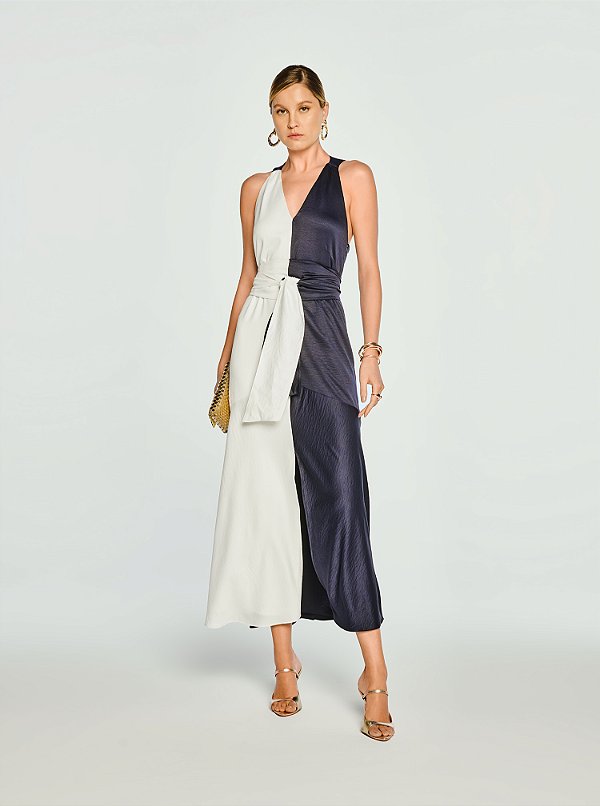 Vestido Longo Orion Acetinado Fluido Off White e Marinho