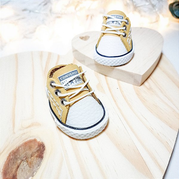 TÊNIS CANO BAIXO MOSTARDA