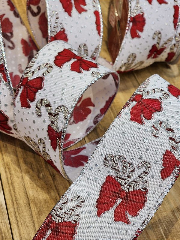 FITA ARAMADA DECORADA BRANCA COM LAÇOS E BENGALINHA CANDY