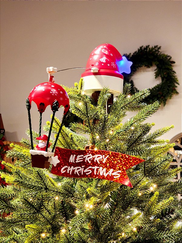 PONTEIRA PARA ÁRVORE COM BALÃO DO PAPAI NOEL COM MOVIMENTO, LUZ E SOM