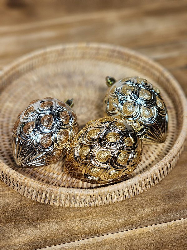 PENDENTE DECORATIVO PINHA DOURADO E CHAMPANHE E PRATA COM 3 UNIDS 10CM