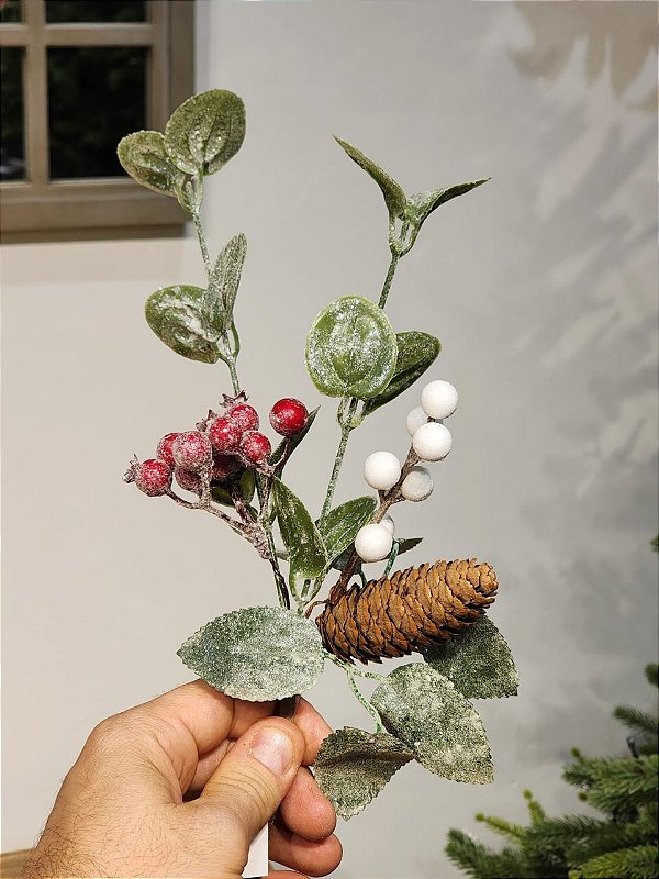 GALHO DECORATIVO BERRY COM PINHA VERDE 33CM