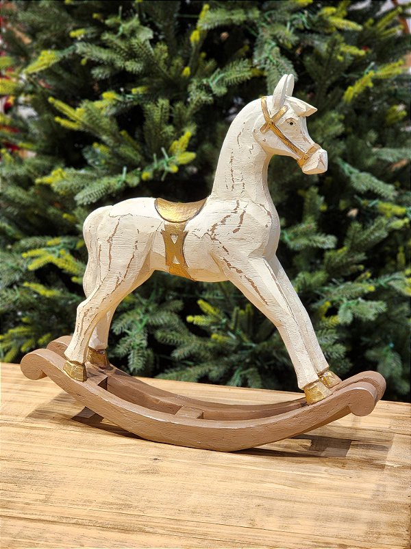 CAVALO DE BALANÇO EM RESINA