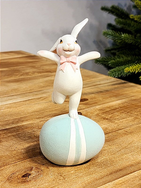 COELHO EM CIMA DO OVO AZUL 15,8CM