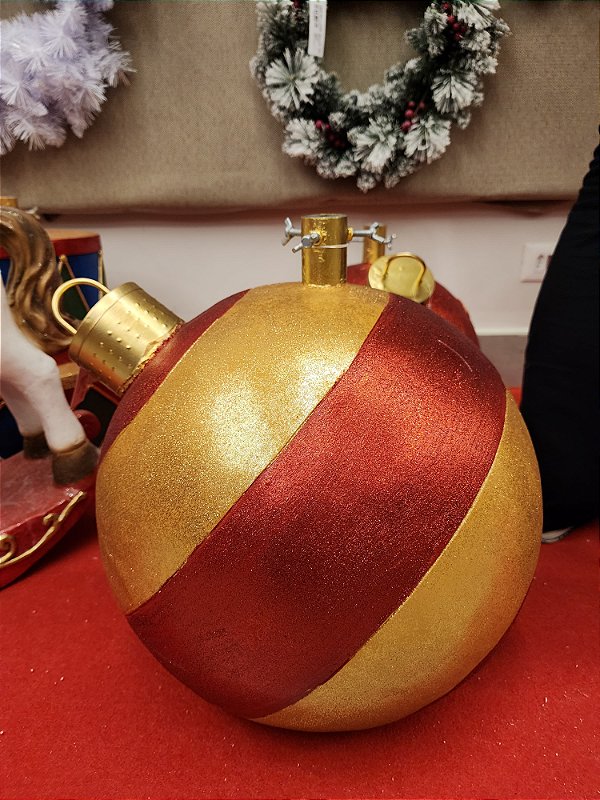 BASE PARA ÁRVORE DE NATAL BOLA OURO E VERMELHA 43CM - PRÉ VENDA 2025