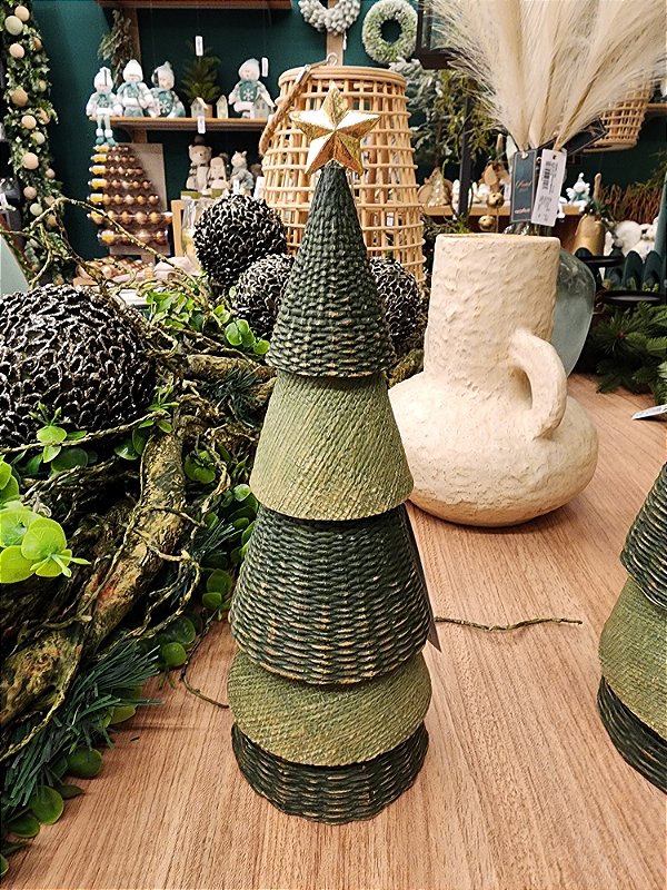 ÁRVORE EM RESINA TRABALHADA VERDE 30CM  - PRÉ VENDA 2025
