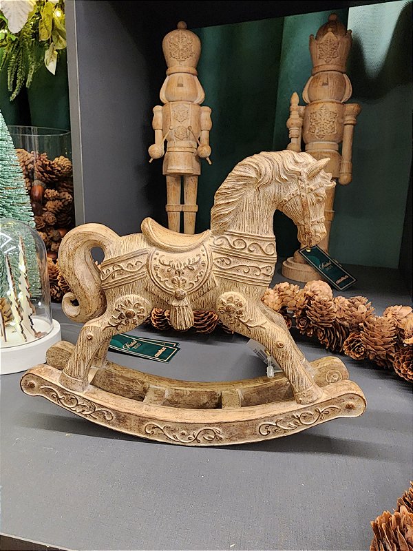 CAVALO DE BALANÇO EFEITO MADEIRA 18,5CM - PRÉ VENDA 2025