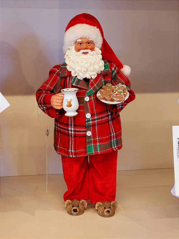PAPAI NOEL COLECIONÁVEL DE PIJAMA VERMELHO 28CM - PRÉ VENDA 2025