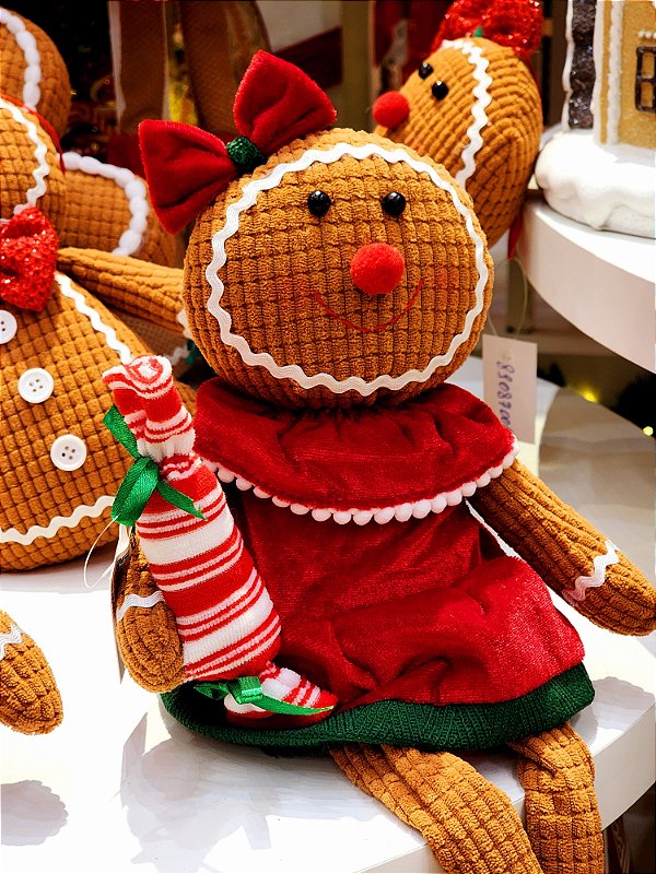 BONECO MENINA GINGERBREAD VERMELHO E BRANCO 48CM - PRÉ VENDA 2025