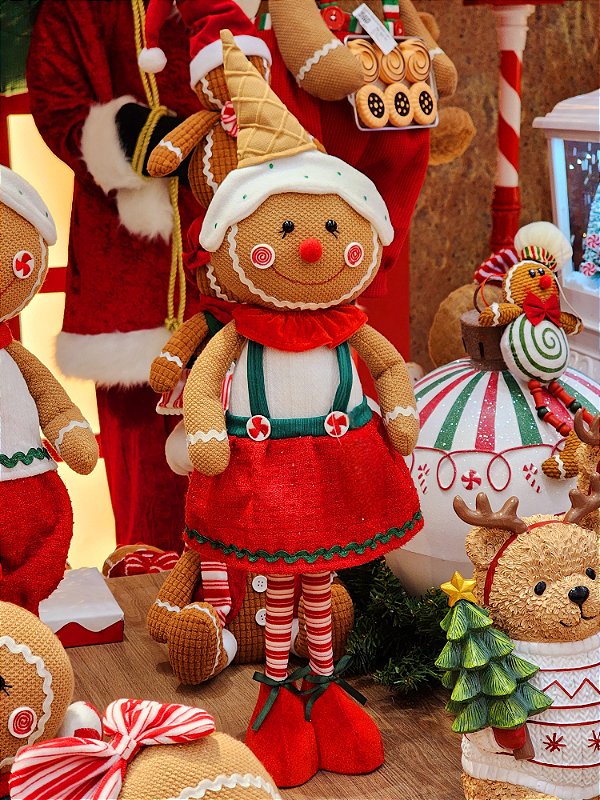 BONECO EM PÉ MENINA GINGERBREAD COM SORVETE VERMELHO E BRANCO 71CM - PRÉ VENDA 2025