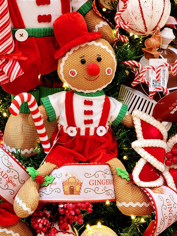 BONECO SENTADO MENINO GINGERBREAD COM CANDY CANNE VERMELHO E BRANCO 41CM - PRÉ VENDA 2025