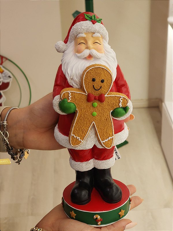 PAPAI NOEL EM RESINA COM GINGERBREAD 25CM - PRÉ VENDA 2025