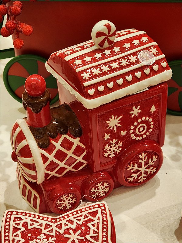POTE DECORATIVO COM TAMPA TRENZINHO VERMELHO E BRANCO 22CM - PRÉ VENDA 2025