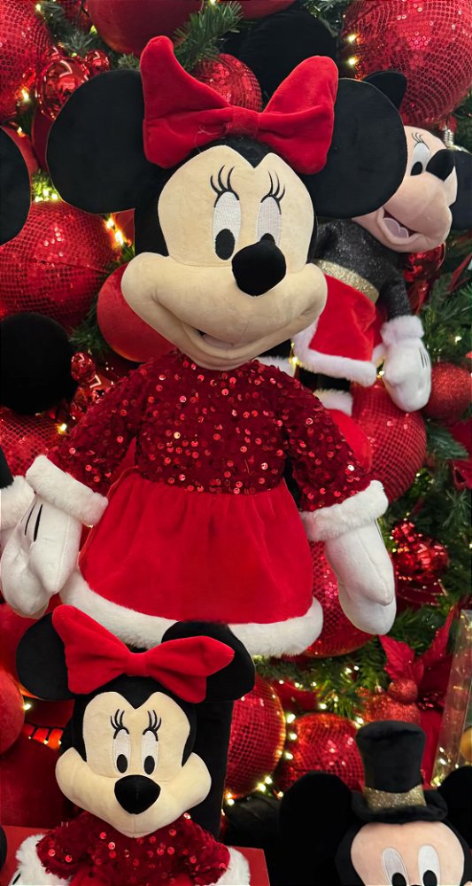 MINNIE EM PÉ PELUCIA COM BLUSA DE LANTEJOLA 45CM - PRÉ VENDA 2025