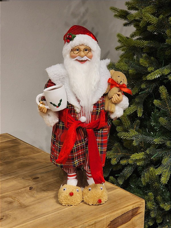 PAPAI NOEL COM PIJAMA E XÍCARA COM URSO 45CM