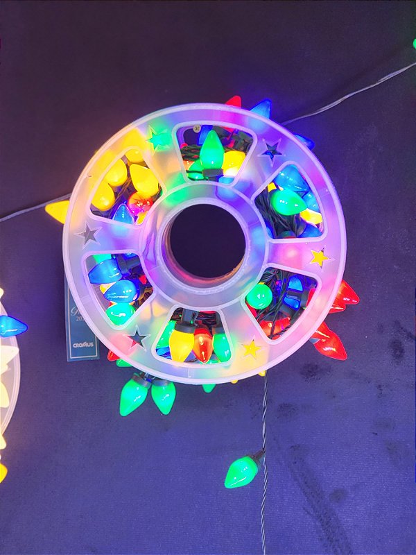 PISCA CORDÃO LUZ AMERICANA COLORIDA 100 LÂMPADAS 15 METROS BIVOLT