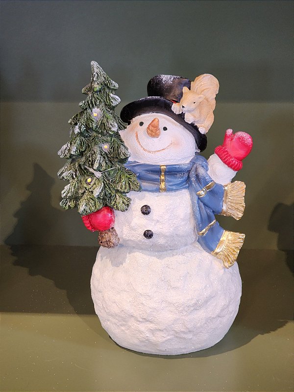 BONECO DE NEVE COM ÁRVORE COM LED 20CM - PRÉ VENDA 2025