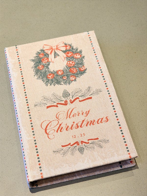 LIVRO CAIXA DECORATIVO CHRISTMAS 21CM - PRÉ VENDA 2025