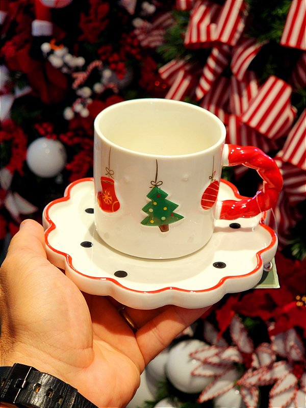 CANECA DECORATIVA COM PIRES BRANCO E VERMELHO - PRÉ VENDA 2025