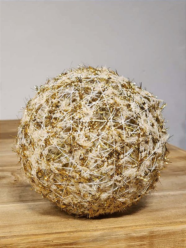 BOLA ARAMADA AVELUDADA DOURADA 15CM