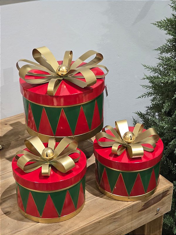 TRIO DE PRESENTES EM METAL VERMELHO E VERDE COM 3 PEÇAS