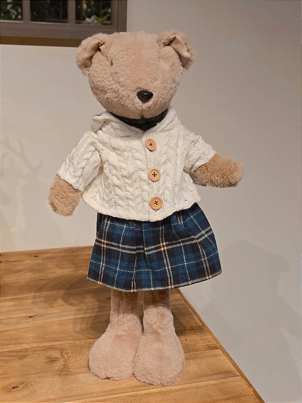 URSA COM CASACO TRICOT COM SAIA XADREZ VERDE 55CM