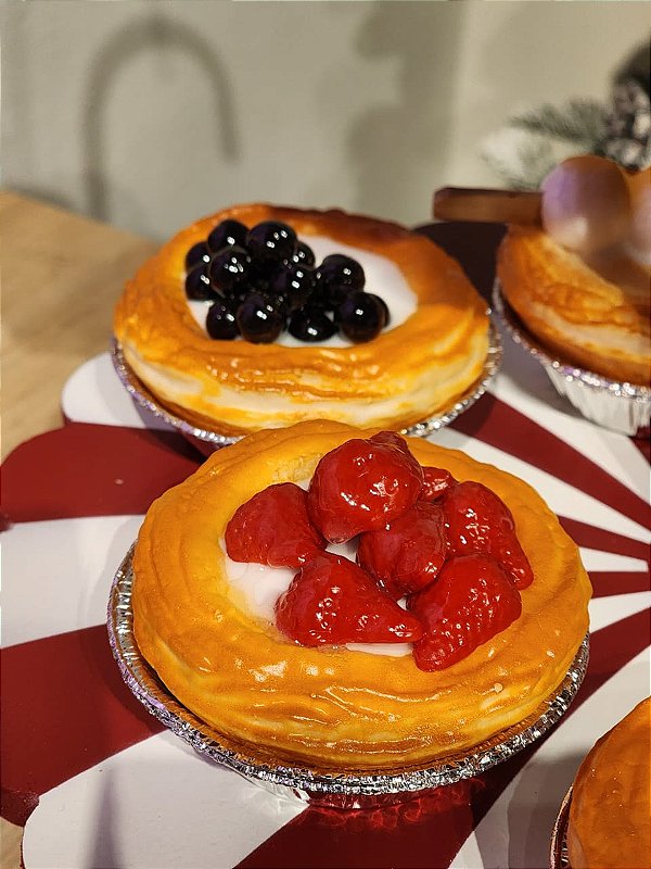 DOCE NATALINO COM FRUTA VERMELHA 8CM