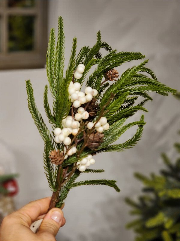GALHO REALISTA TOQUE REAL ARAMADO COM PINHA E BERRY BRANCO 60CM